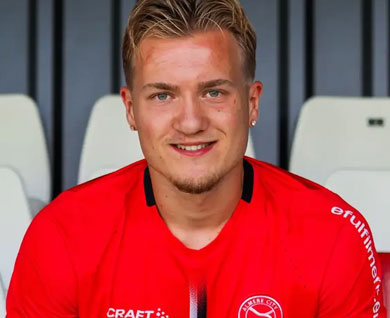 Julian Rijkhoff